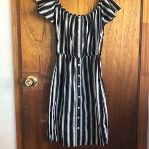 Off shoulder midi dress